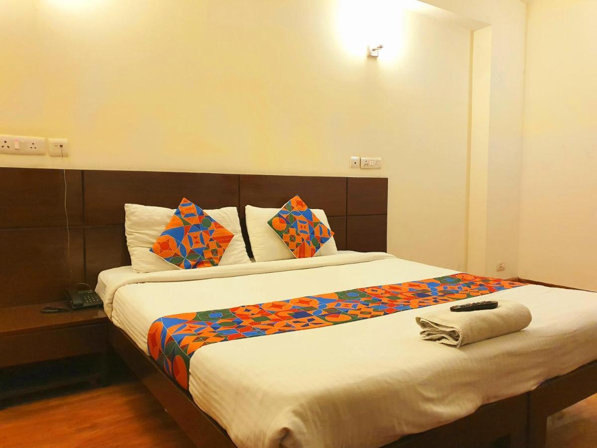 Hotel Merriment Alpha Noida Exterior photo